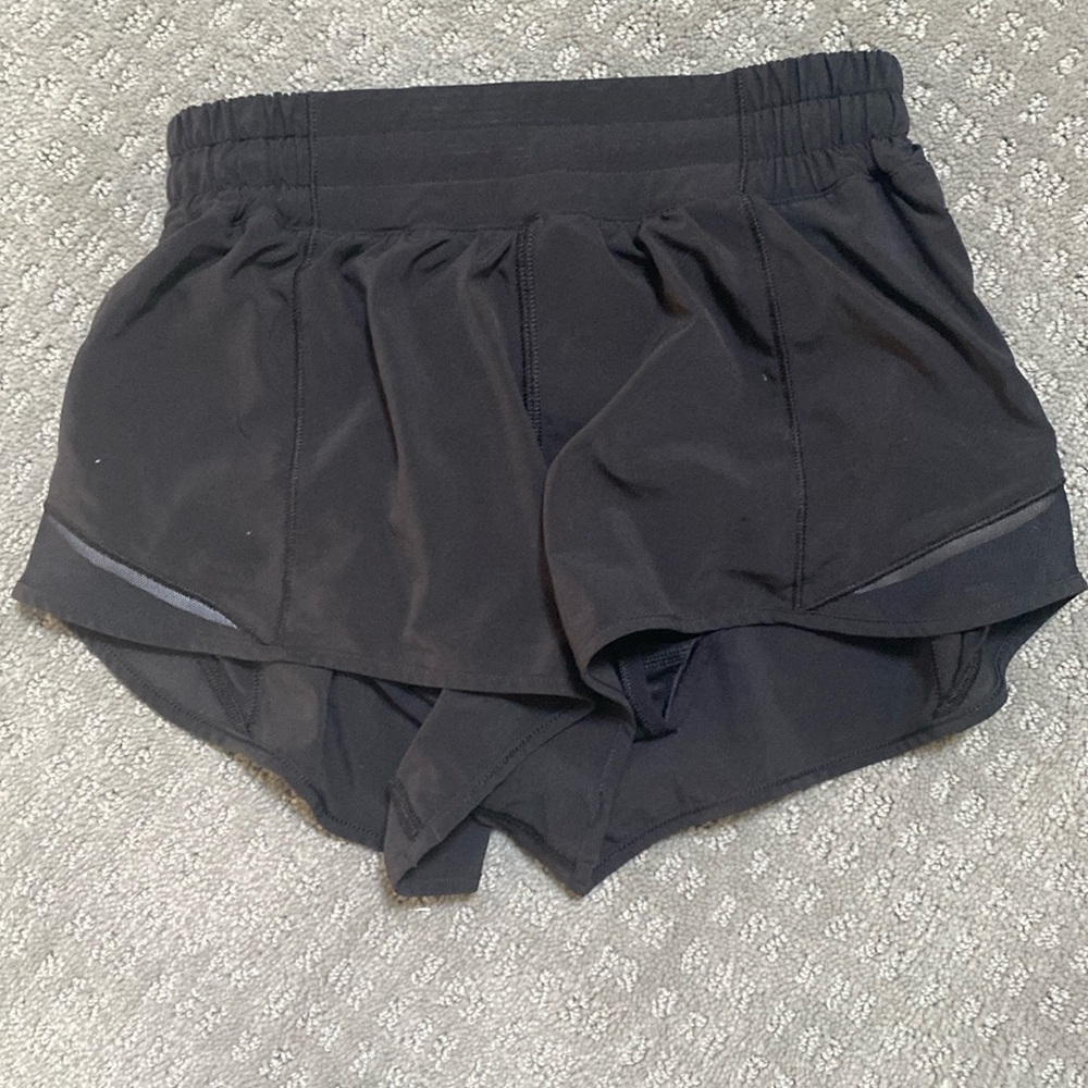 Hotty hot low rise 2.5 shorts